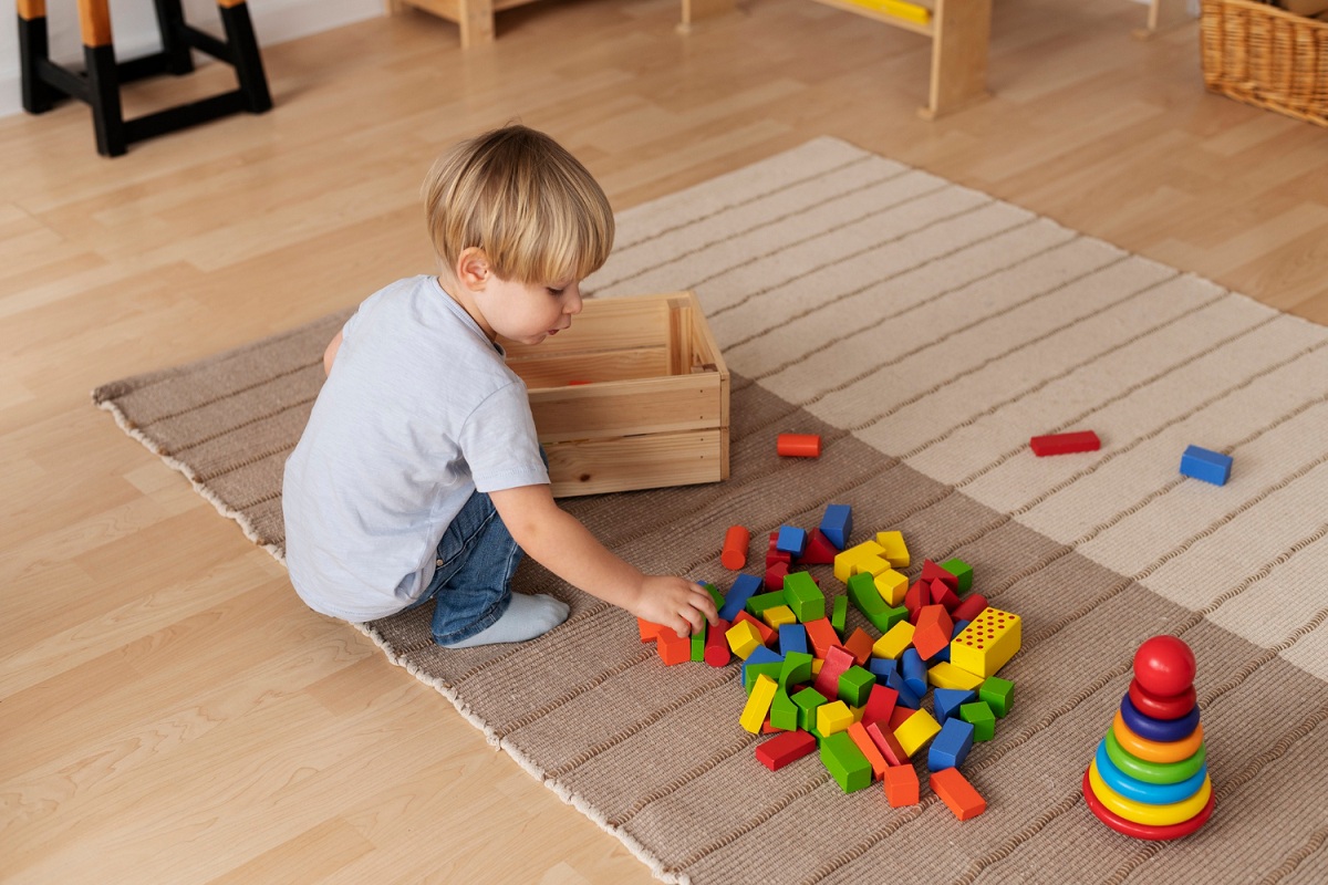 I giochi in legno e i travasi montessoriani