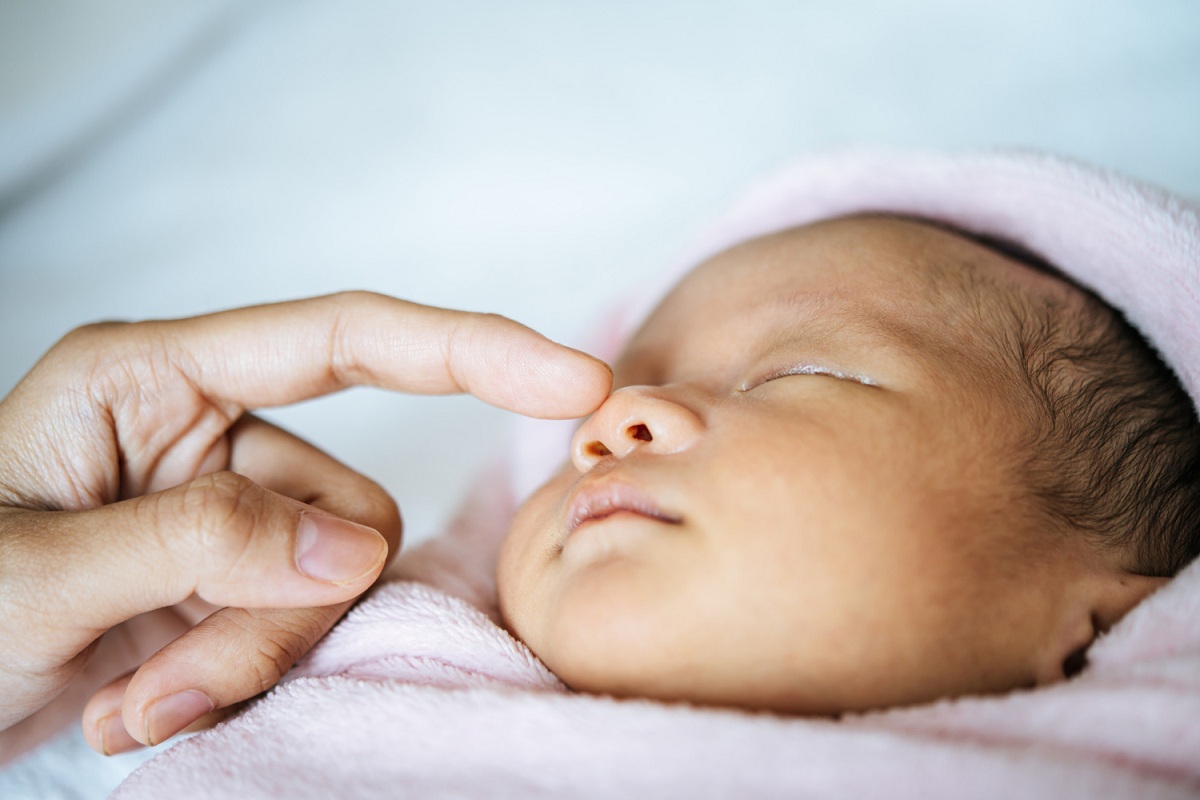 Lavaggi nasali bambini: come farli correttamente